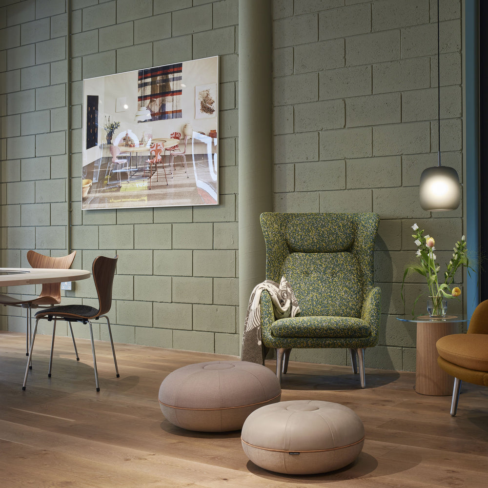 Ro Lounge Chair