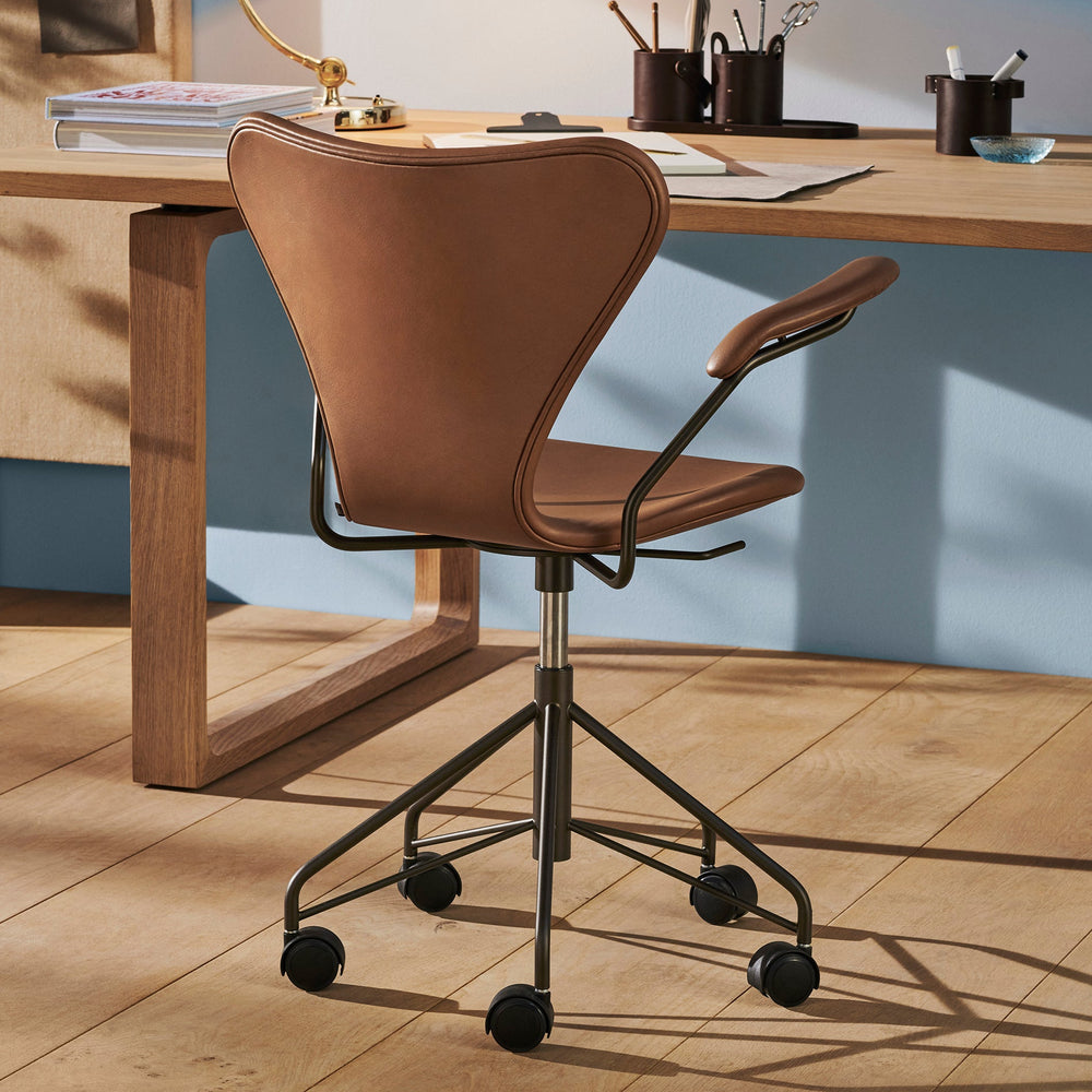 Series 7 Upholstered Task Chair