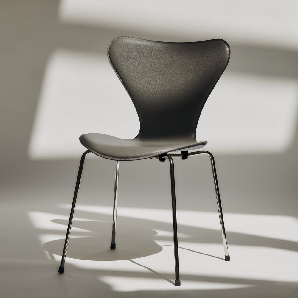 Series 7 Tailored Chair