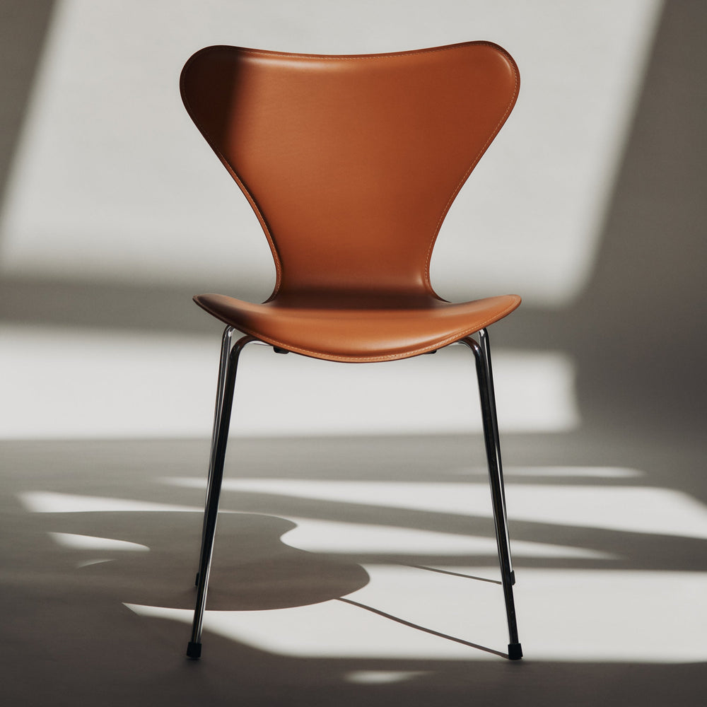 Series 7 Tailored Chair