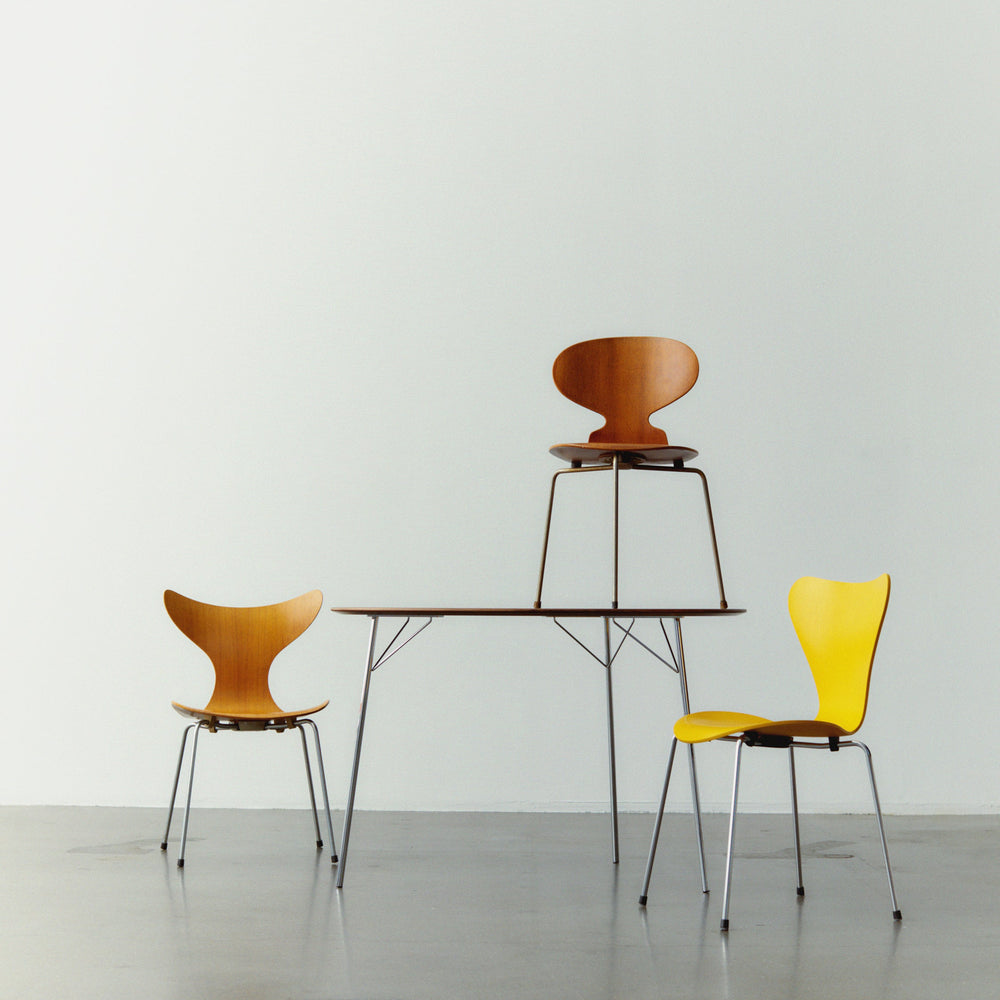 Series 7 x Verner Panton 100 Chair