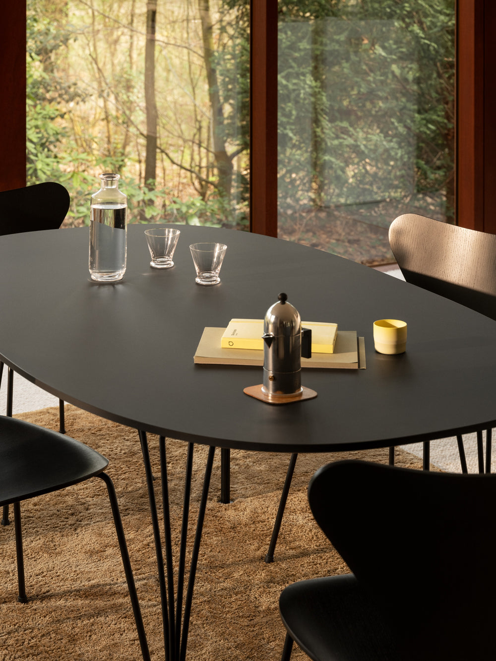 Superellipse Extendable Dining Table