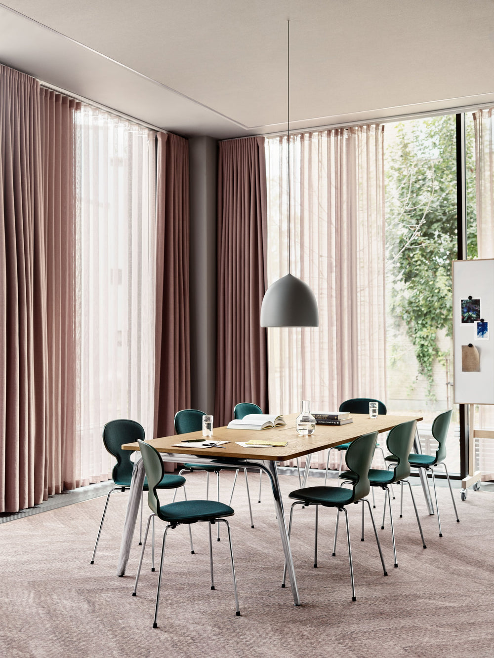 Suspence Pendant Light