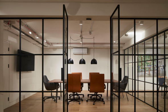 Suspence Pendant Light