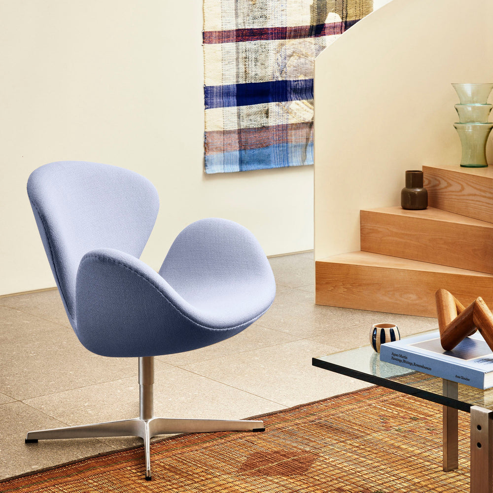 Swan Lounge Chair