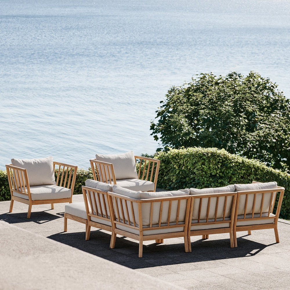 Tradition Outdoor Lounge Chair