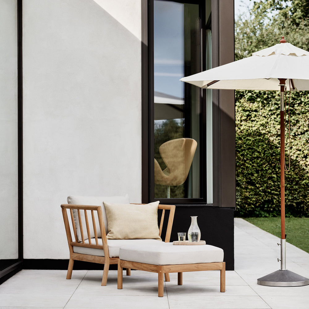Tradition Outdoor Lounge Chair