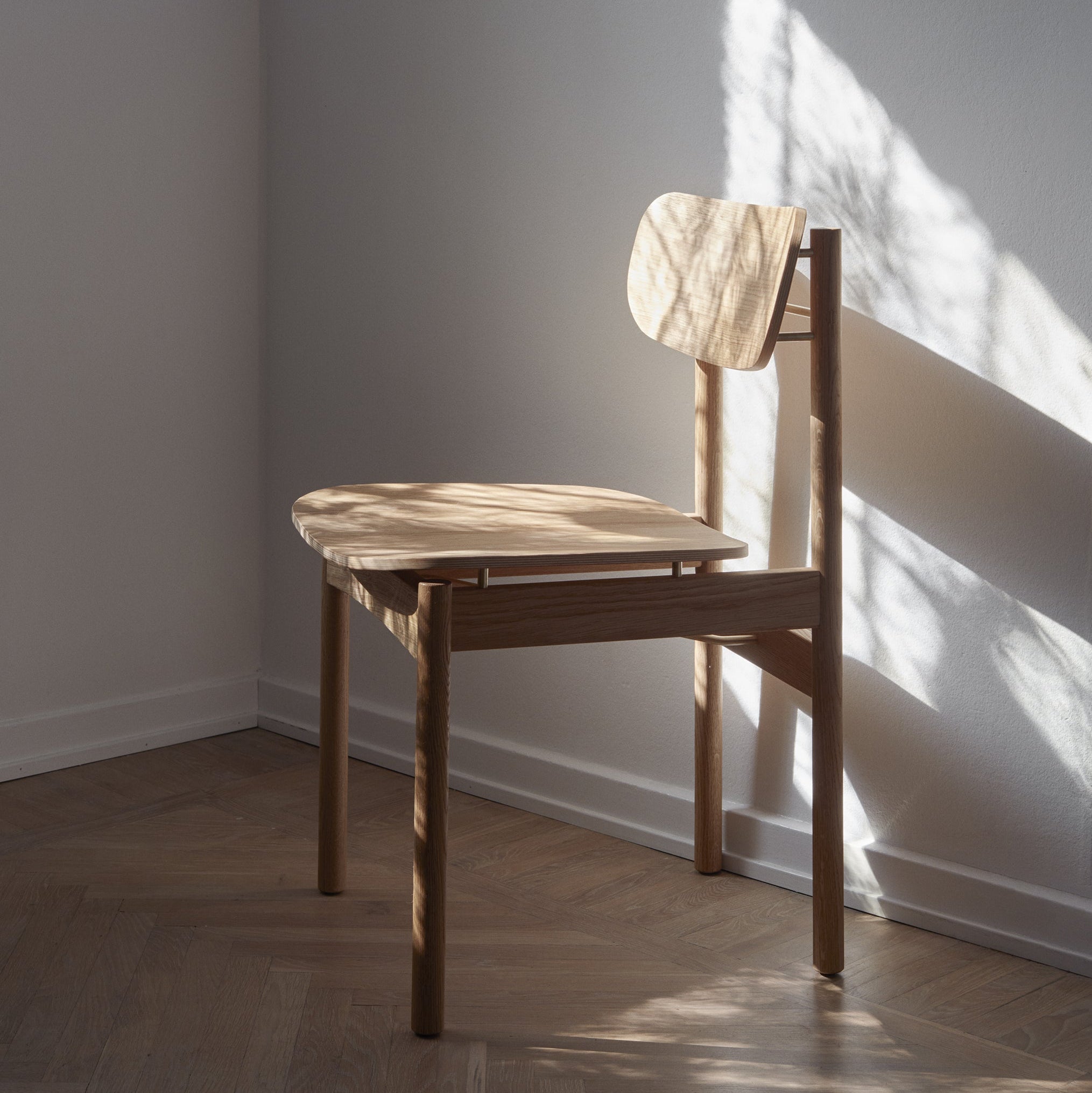 Fritz Hansen Vester Side Chair - Thumbnail 3