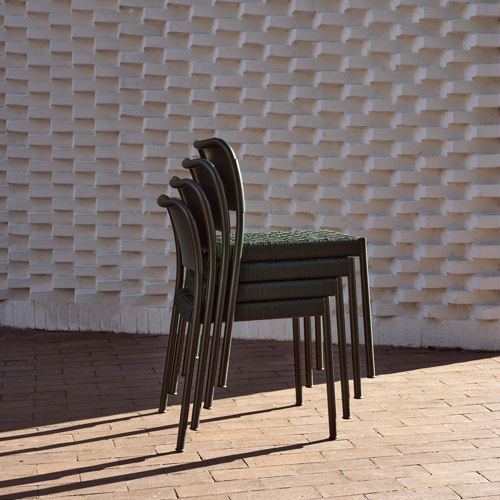 Vind Outdoor Dining Chair