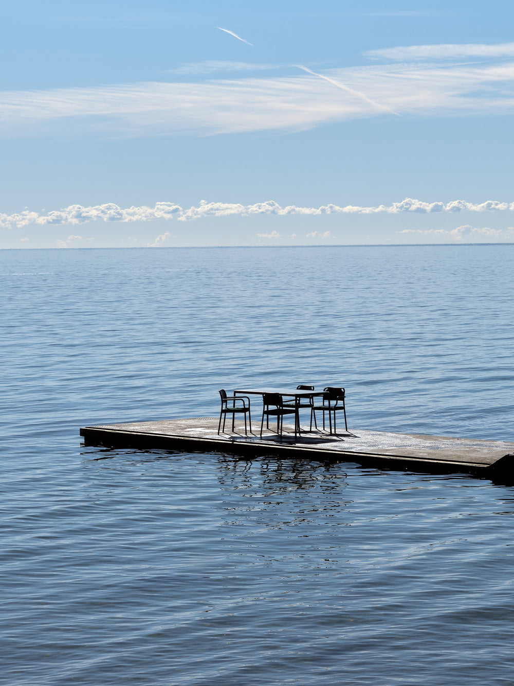 Vind Outdoor Dining Table