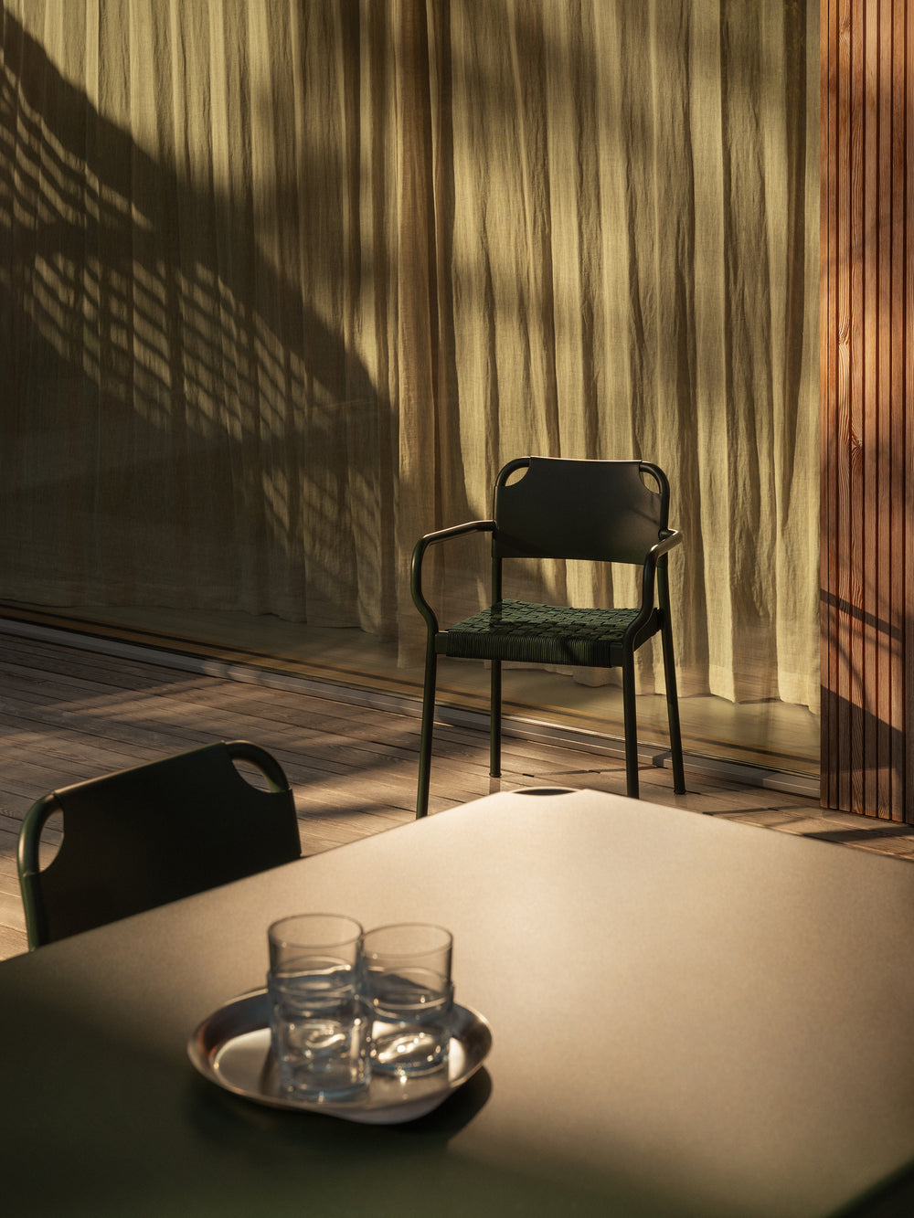 Vind Outdoor Dining Table