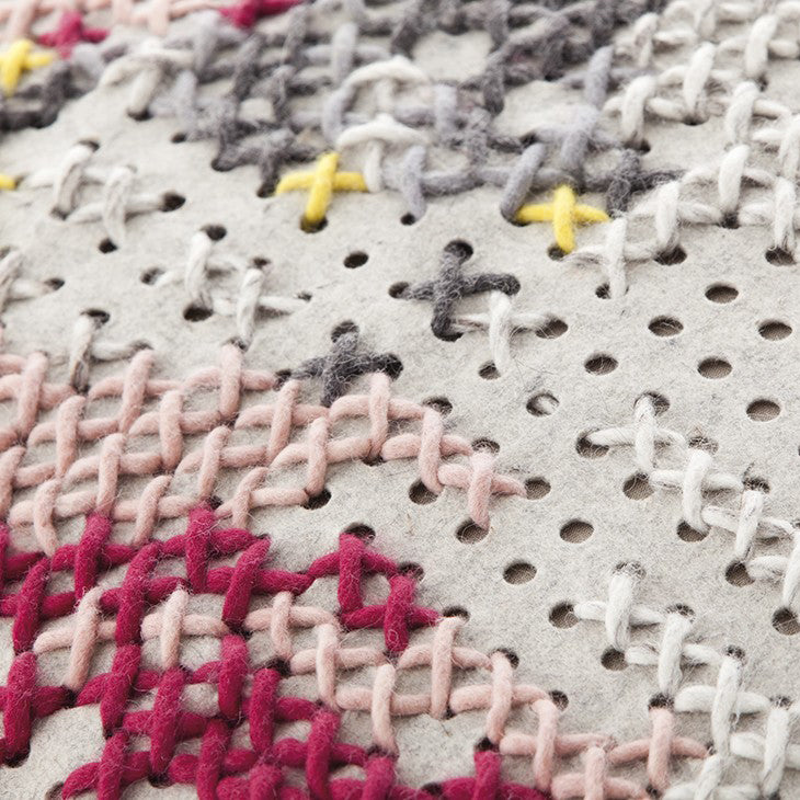 Canevas Spaces Square Flowers Pouf