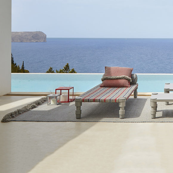 Garden Layers Outdoor Rug Diagonal