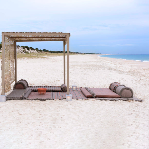 Garden Layers Outdoor Rug Diagonal