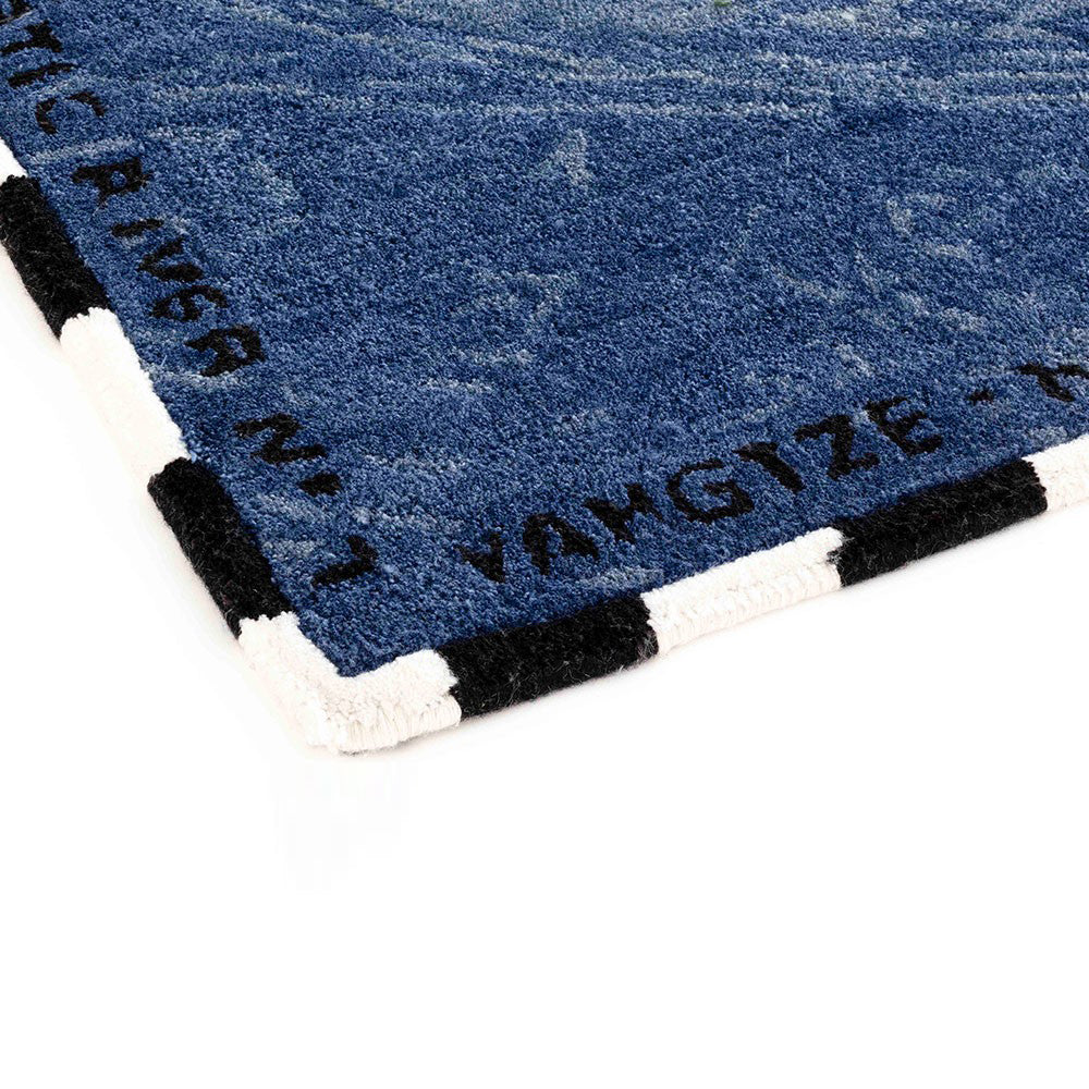 Plastic Rivers Yangtze Runner