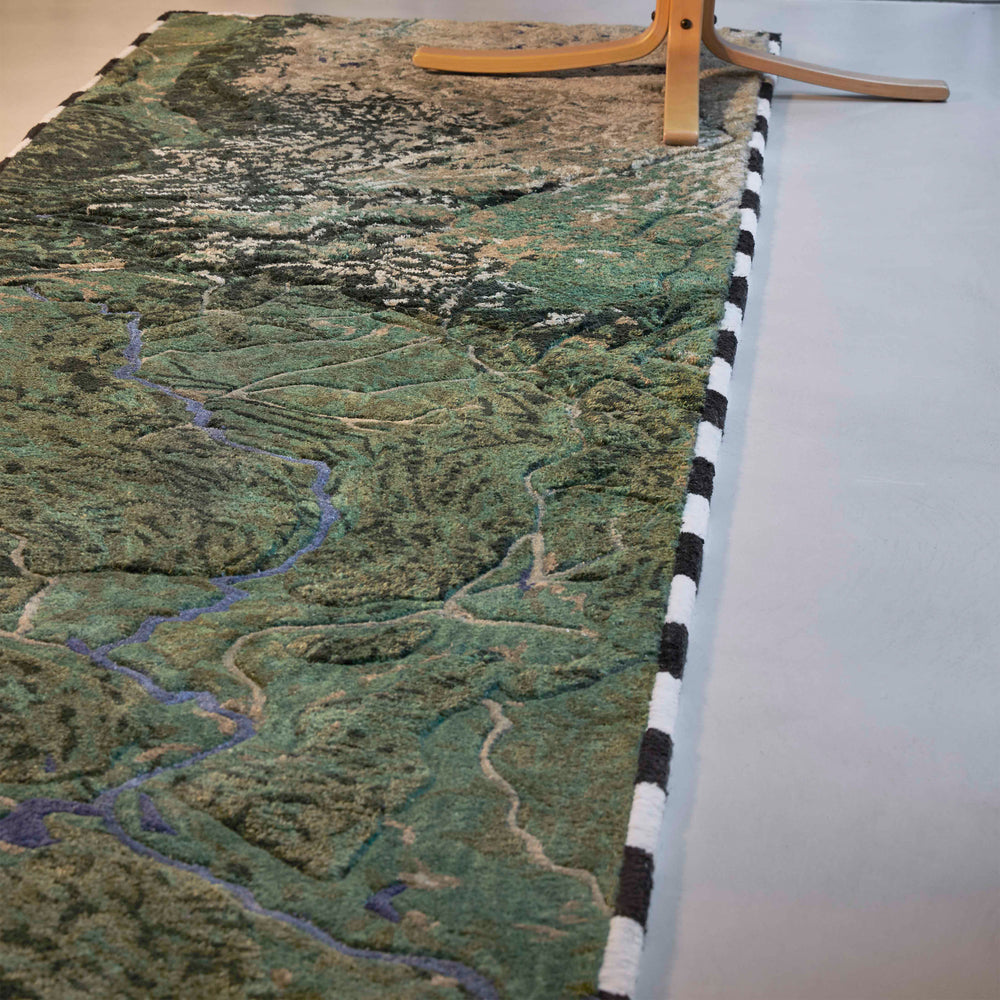 Plastic Rivers Yangtze Runner