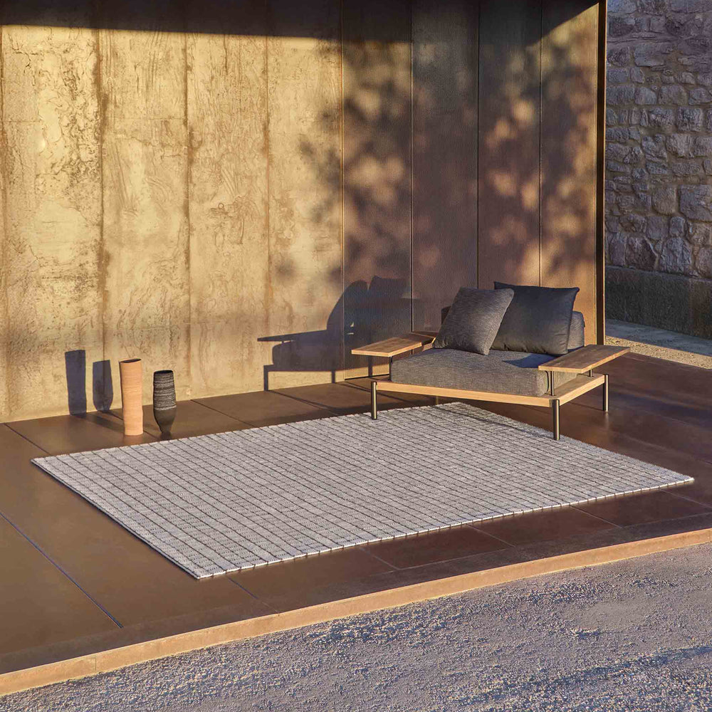 Reti Outdoor Rug