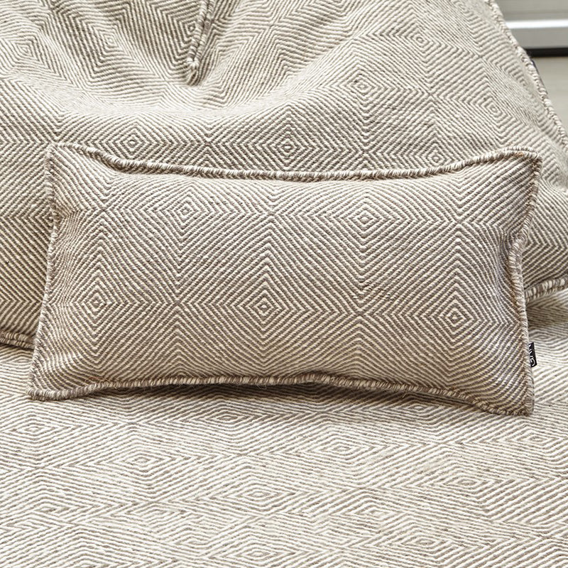 Sail Space Cushion