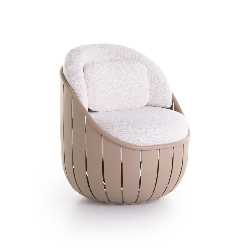 Arena Outdoor Club Chair