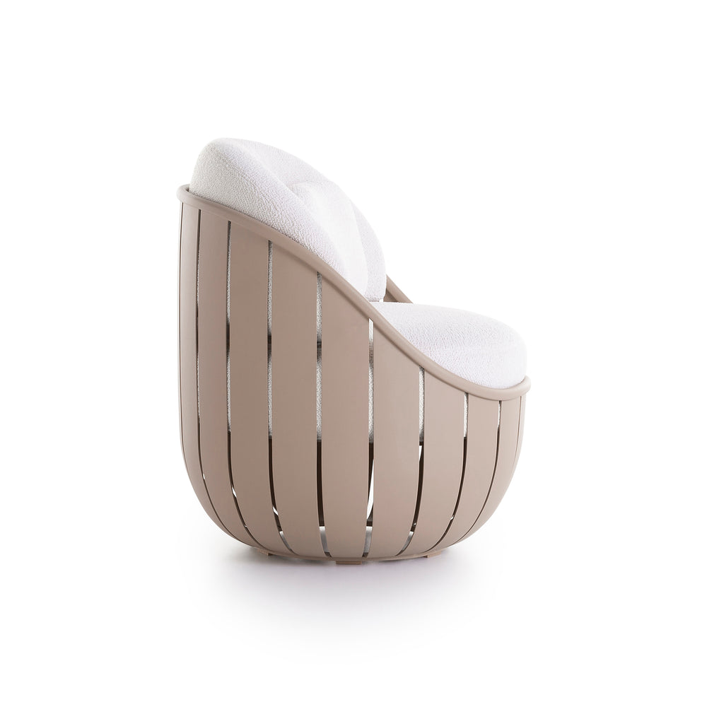 Arena Outdoor Club Chair