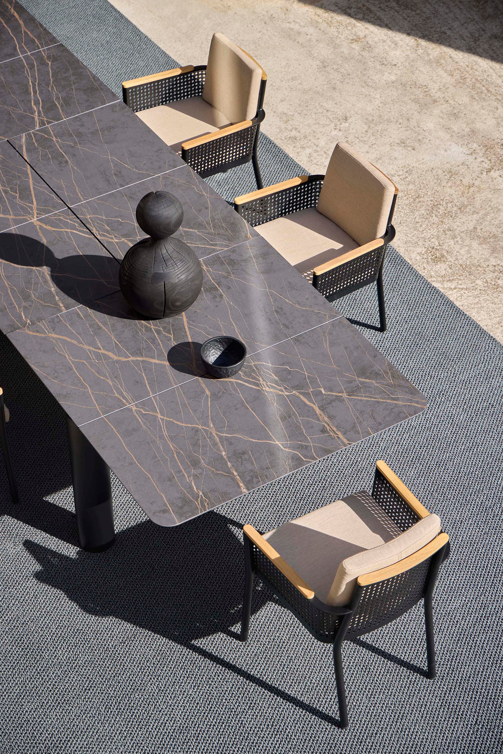Bosc Outdoor Extendable Dining Table