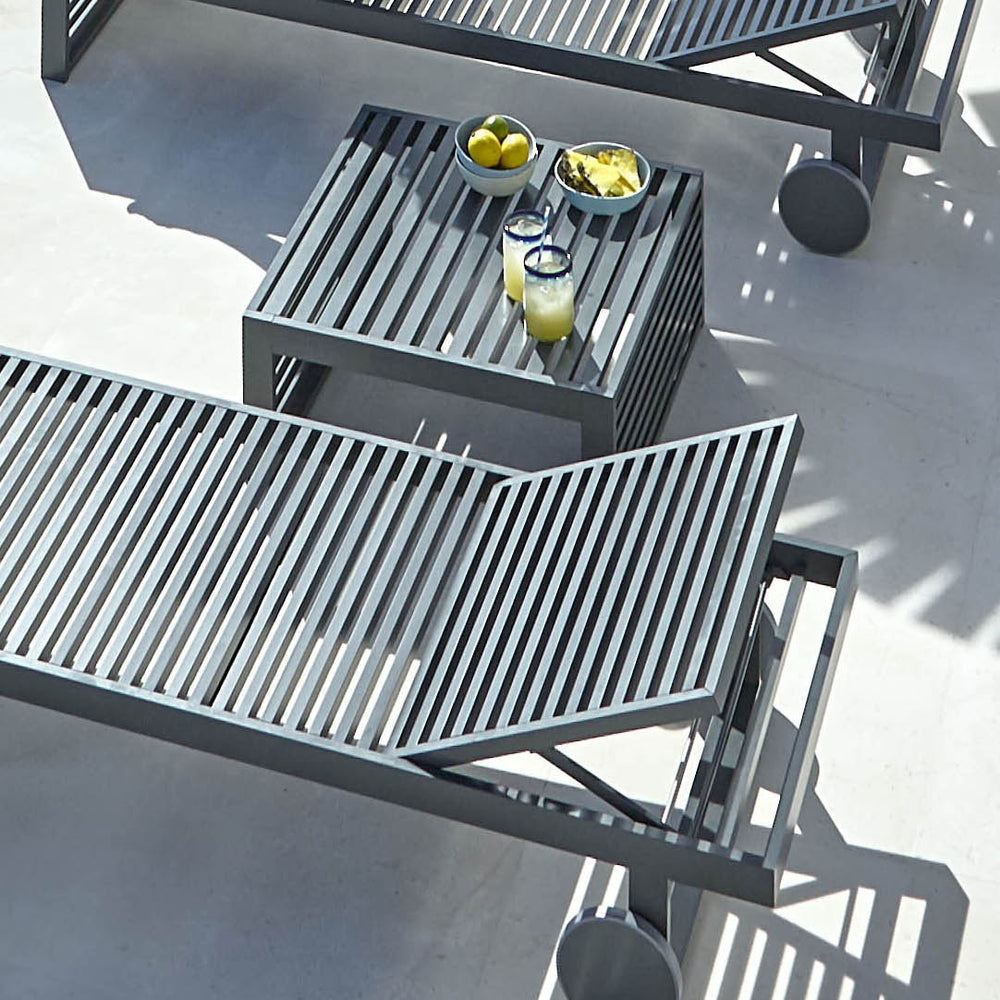 DNA Outdoor Side Table