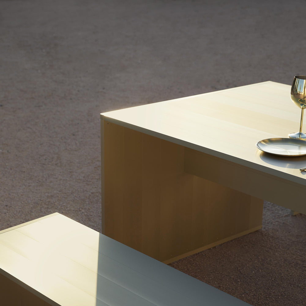 GBmodular Outdoor Dining Table