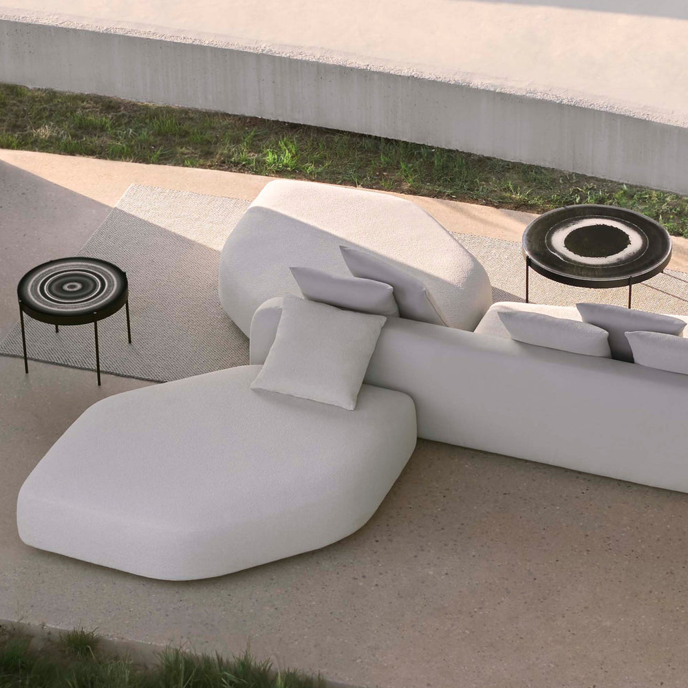 Iris Outdoor Round Coffee Table