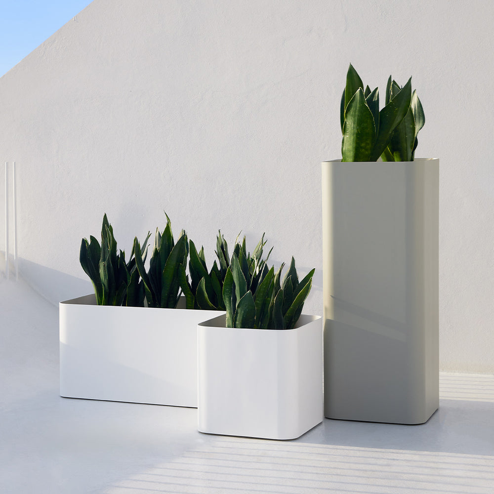 Sonora Outdoor Planter with Wheels