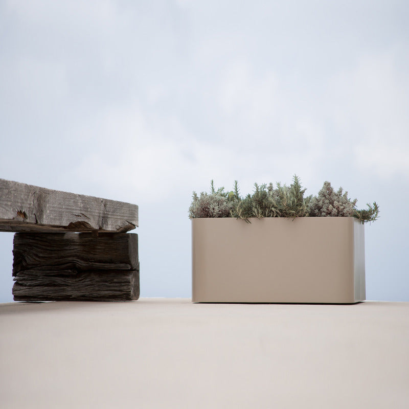 Sonora Outdoor Planter with Wheels