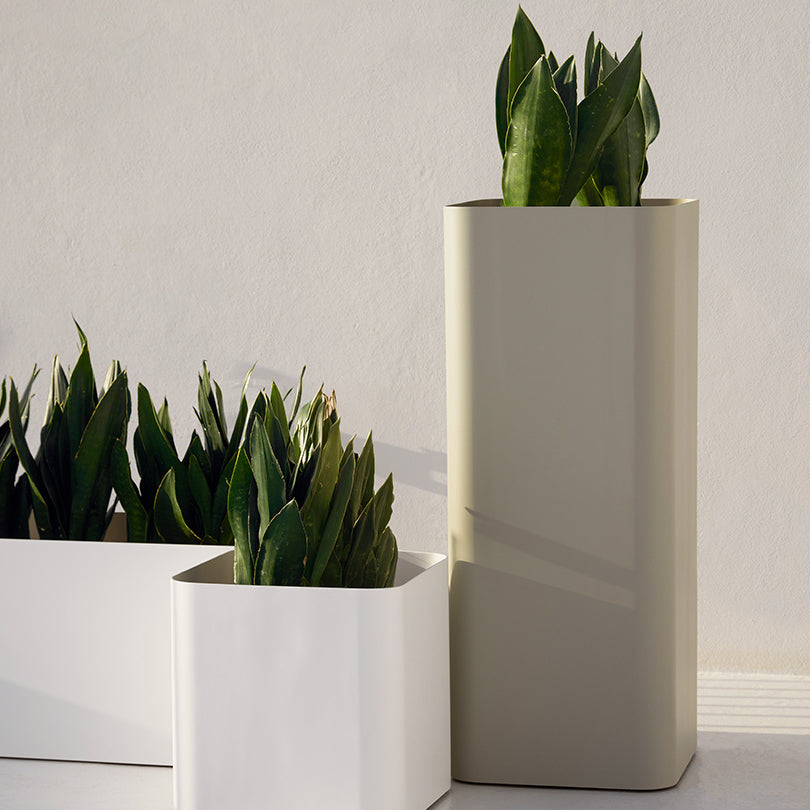 Sonora Outdoor Planter with Wheels