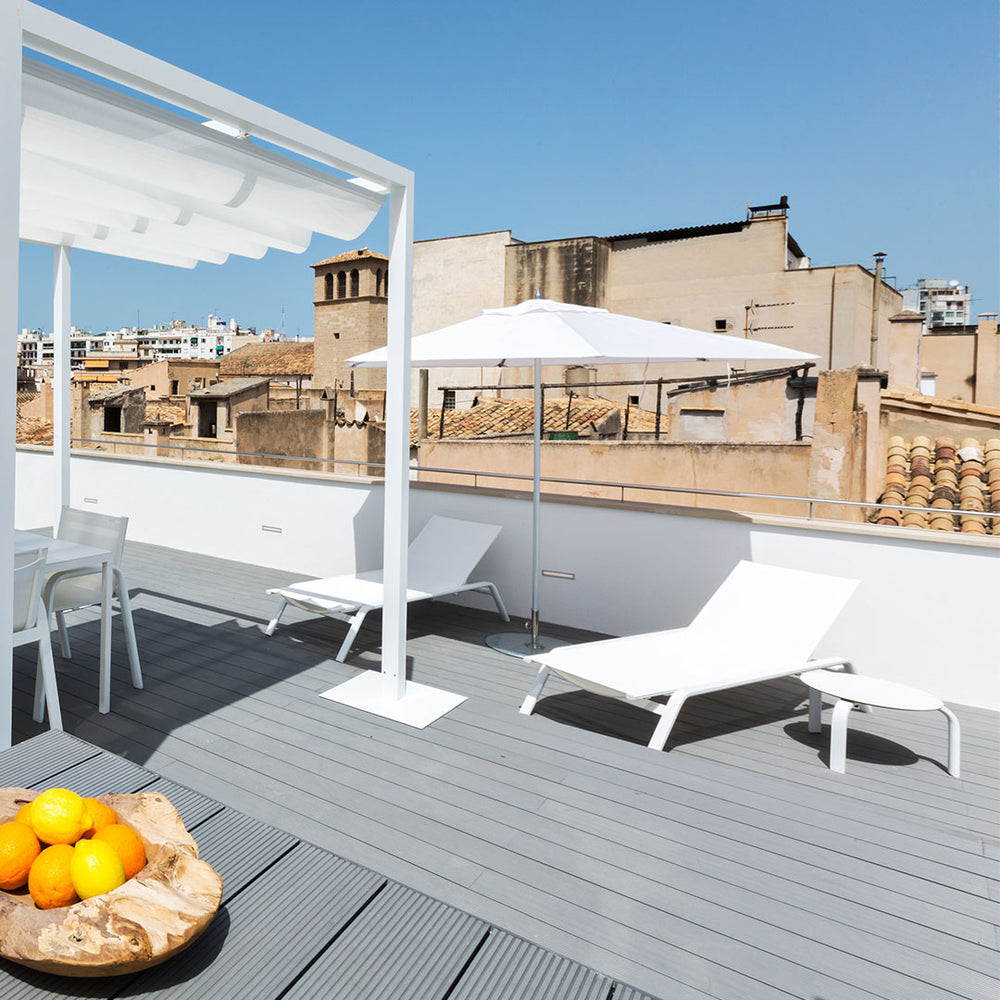 Stack Outdoor Chaiselongue Side Table