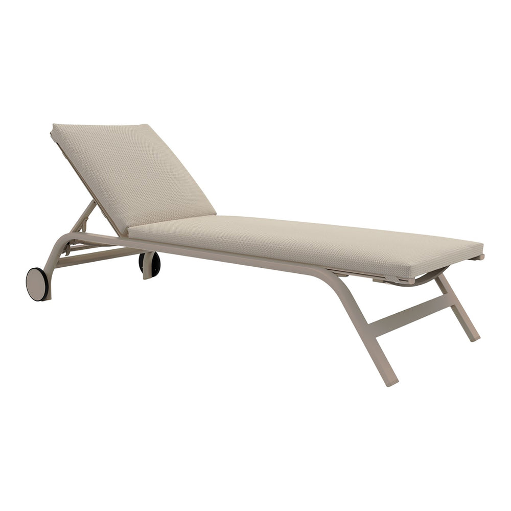 Stack Outdoor Chaiselongue with Wheels