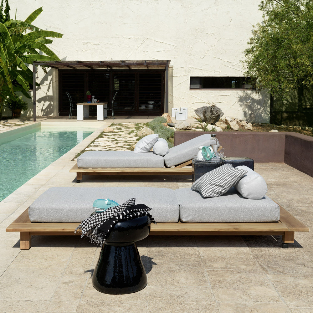 Inout Outdoor Day Bed