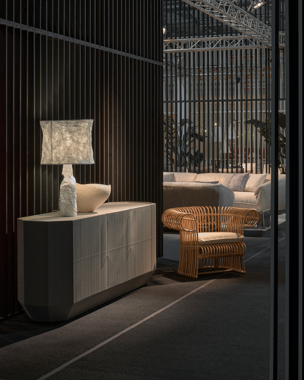 R513 Lounge Chair