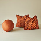 Ronde Throw Pillow