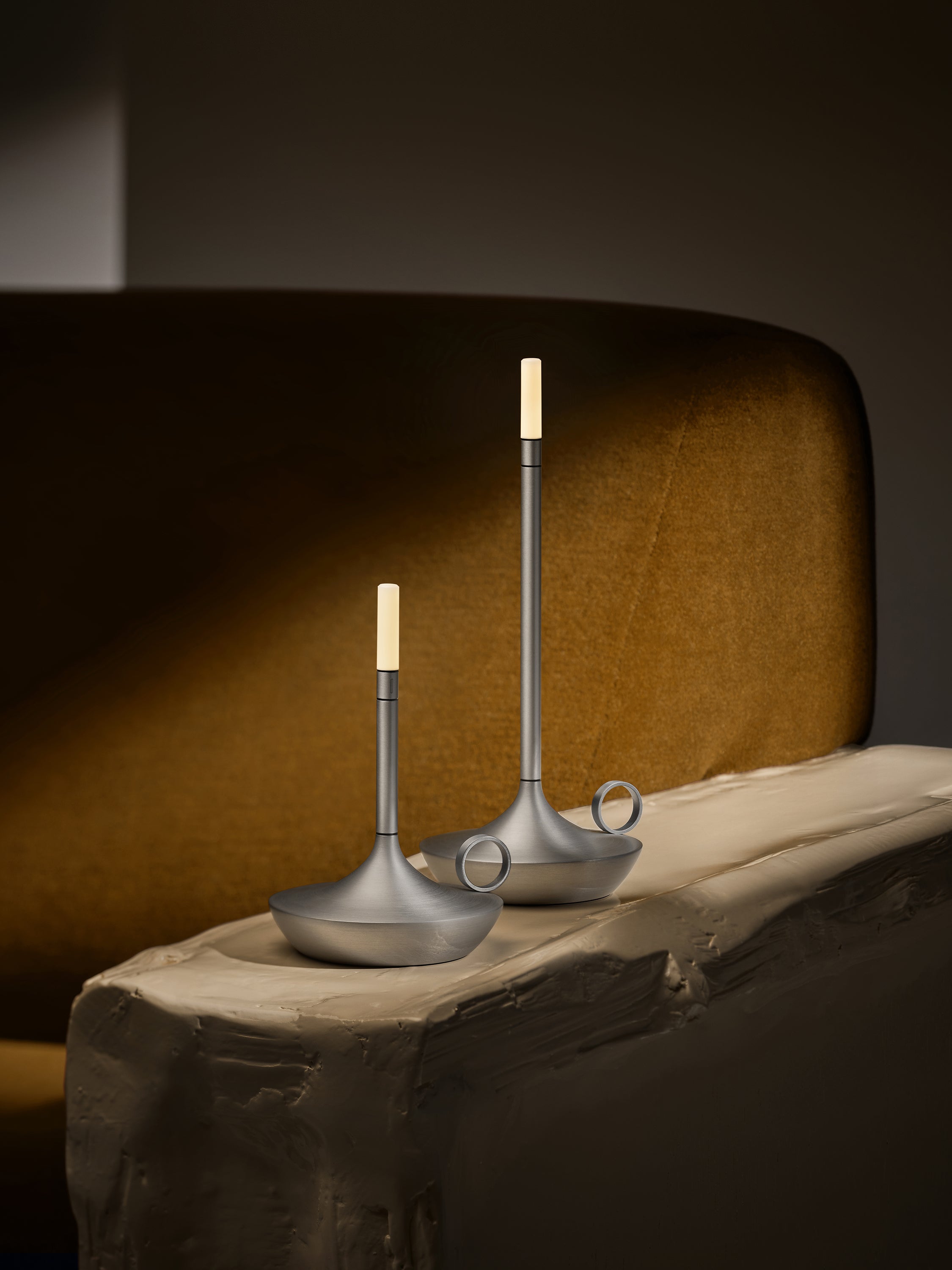 Wick GRAYPANTS（グレイパンツ） ポータブルLEDスタンドライト Graypants Wick Portable Table Lamp - 2Modern