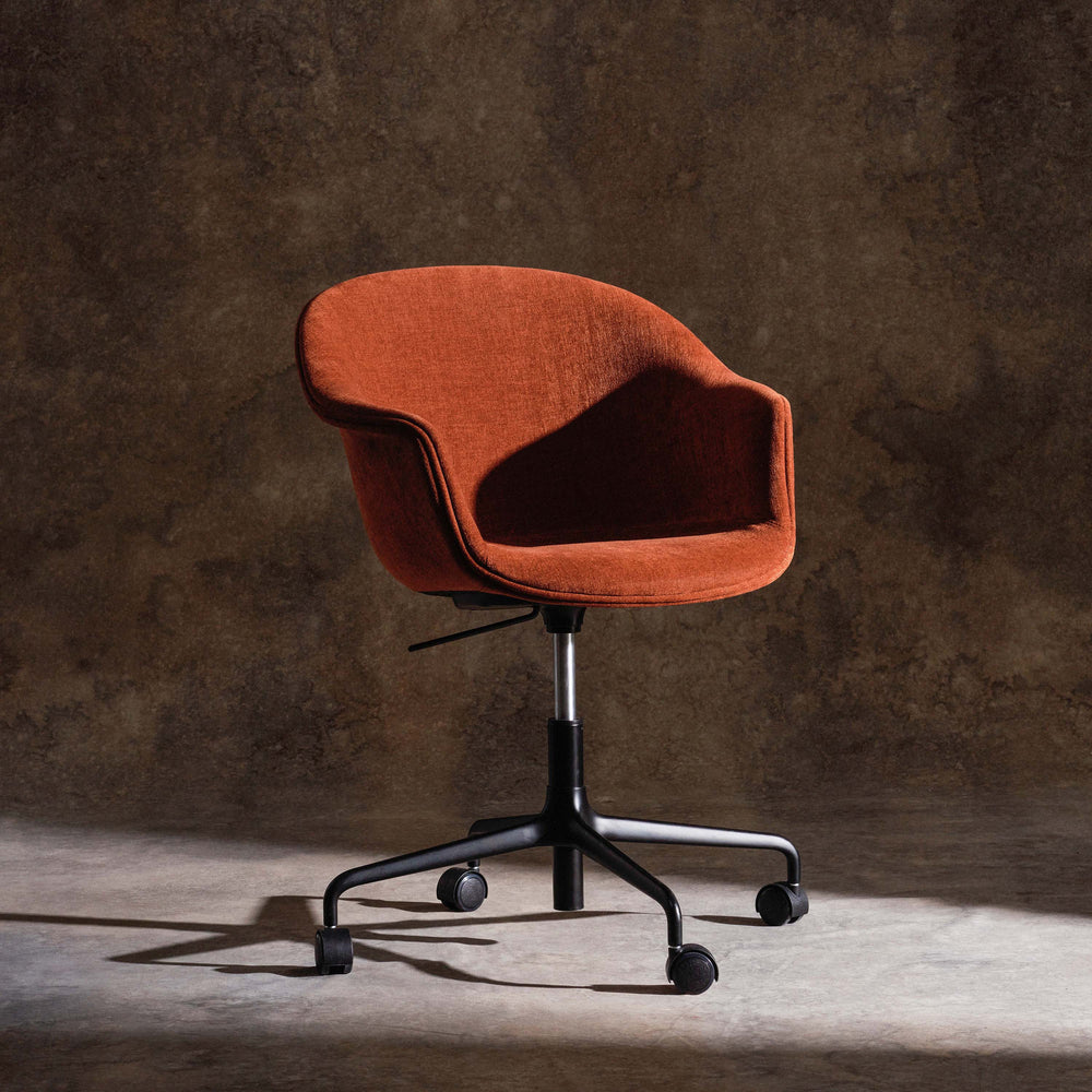 Bat Fully Upholstered Swivel Conference Chair
