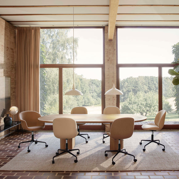 Beetle Swivel Conference Chair