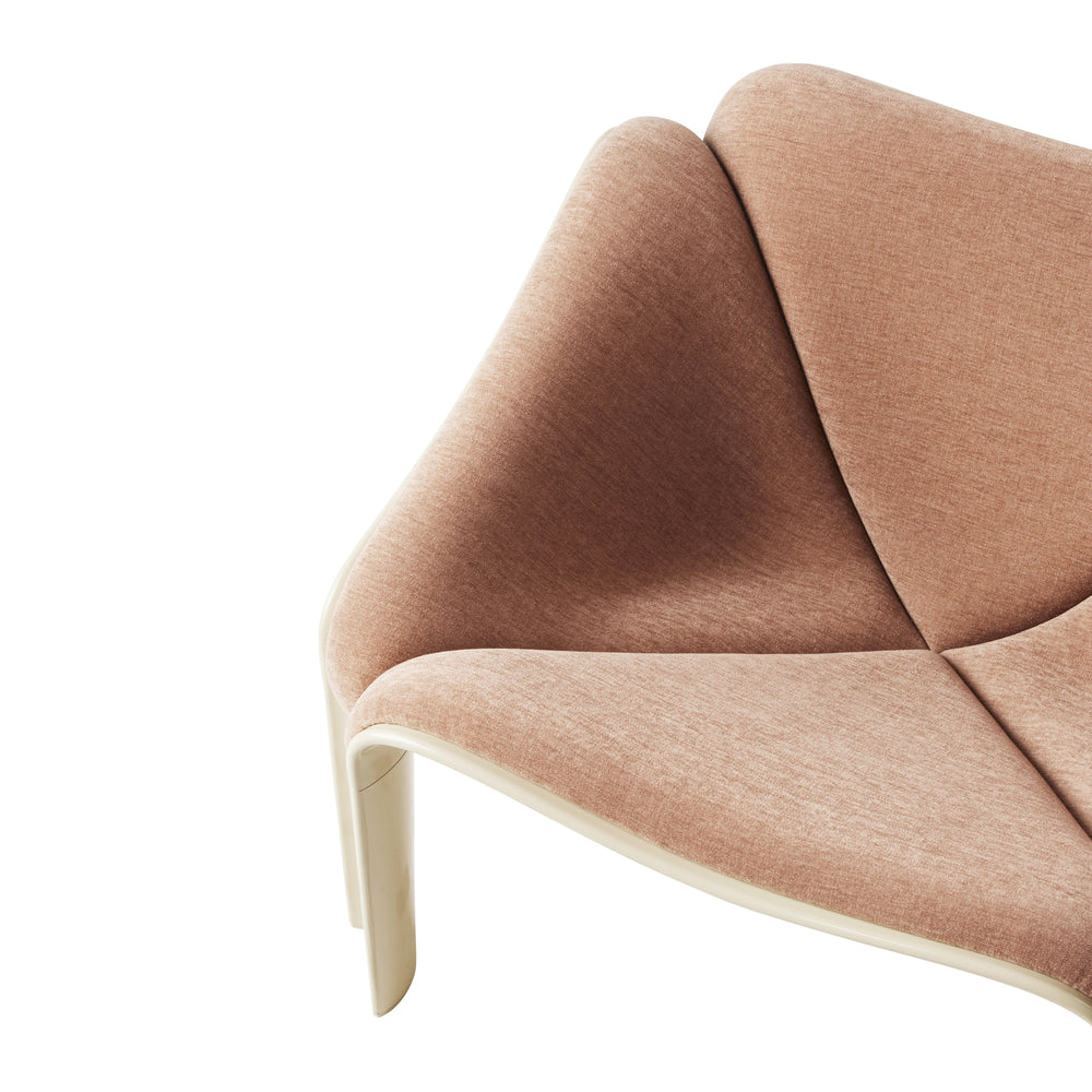 F300 Front Upholstered Lounge Chair