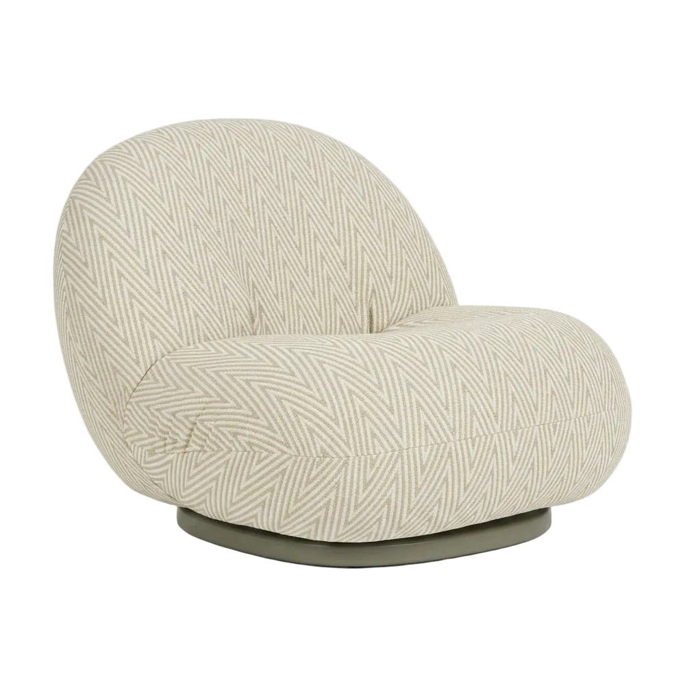 Pacha Outdoor Lounge Chair With Swivel Base
