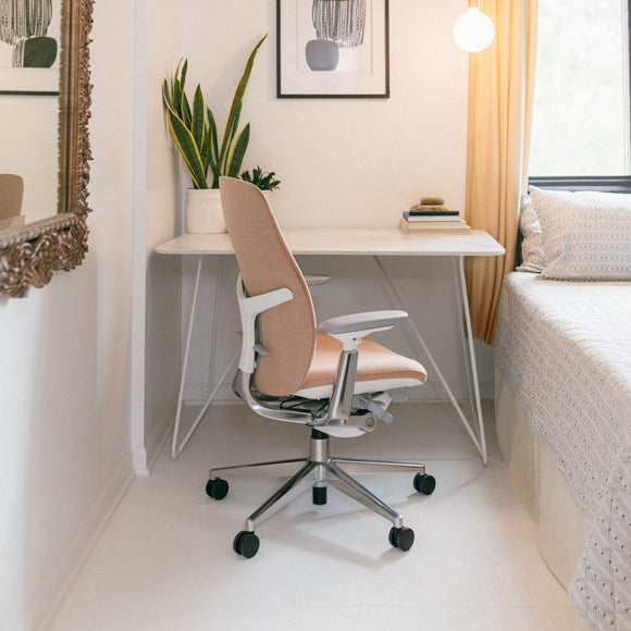 ハンドチェア Haworth Zody Upholstered Office Chair - 2Modern