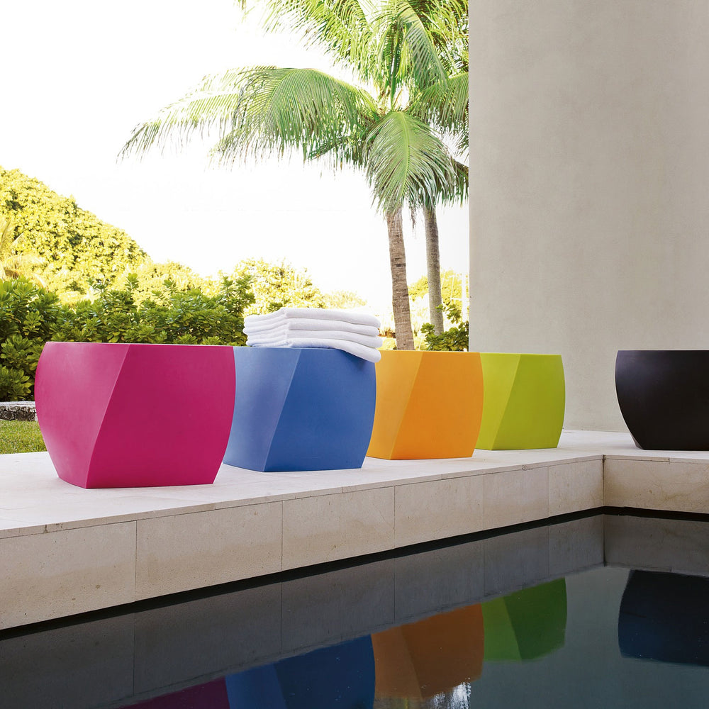 Gehry Left Twist Cube