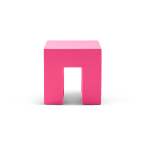 The Vignelli Cube