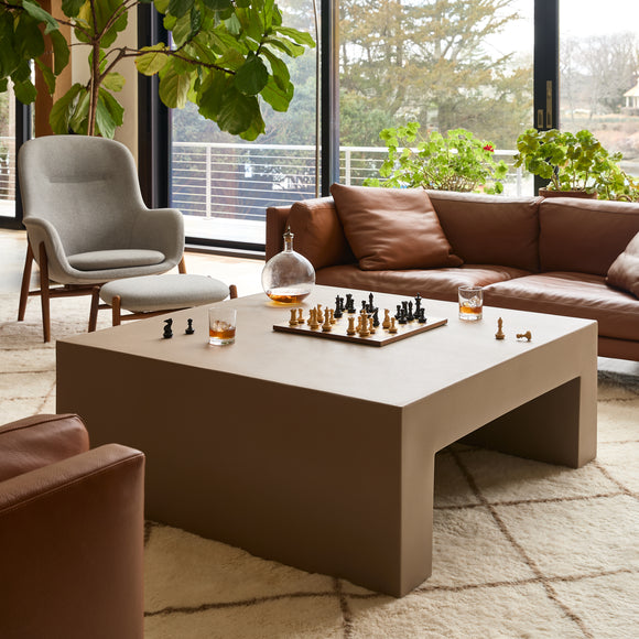 The Vignelli Table