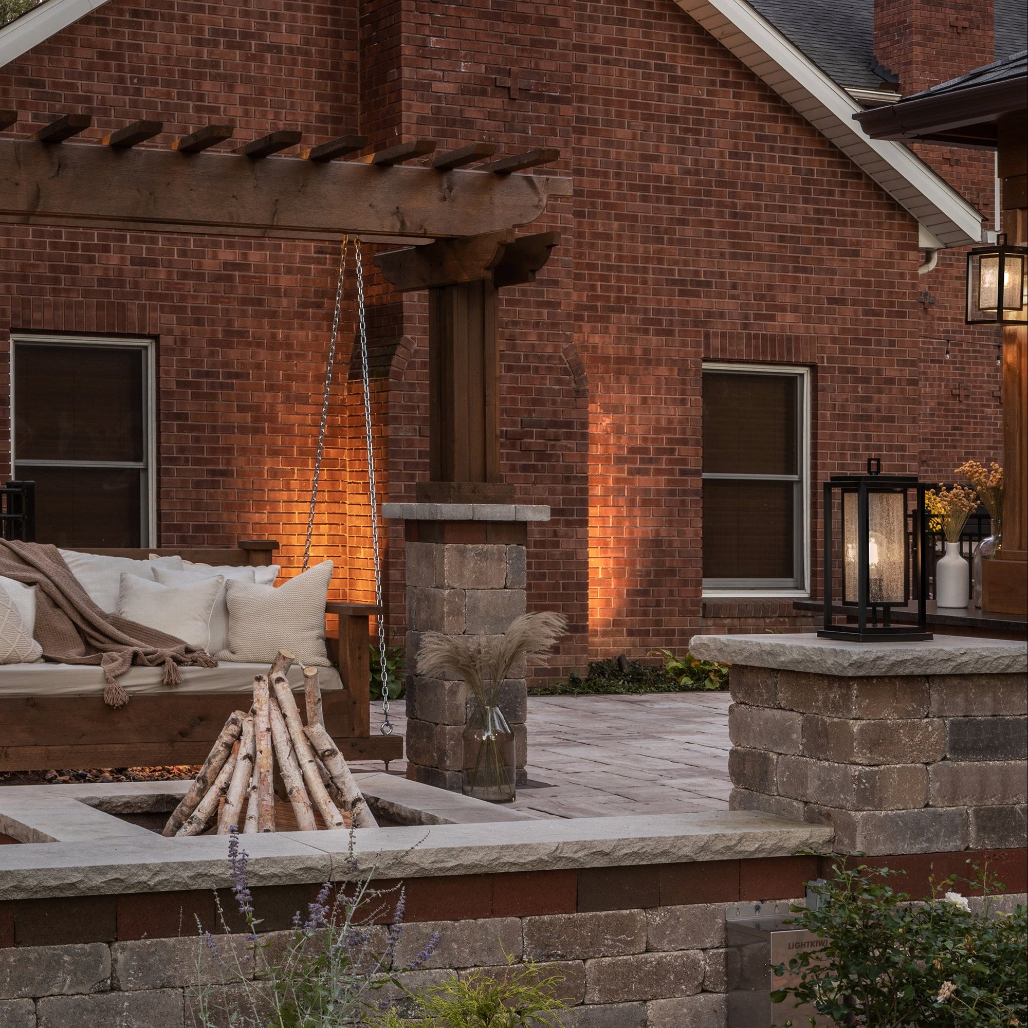 Hinkley Republic Outdoor Pier Mount Lantern - 2Modern