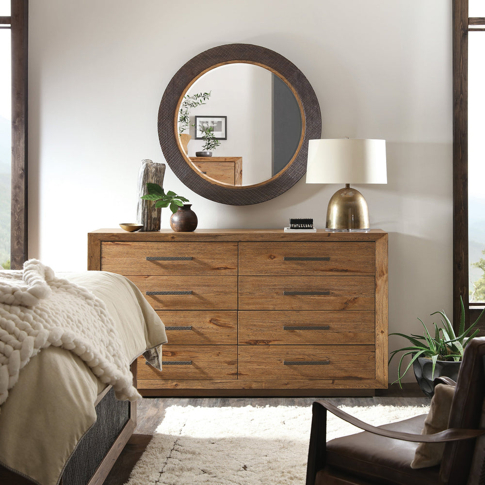 Big Sky 8-Drawer Dresser