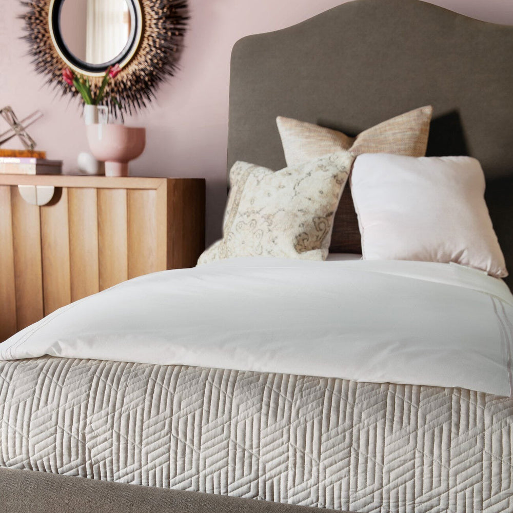 Commerce and Market Liv Twin Upholstered Bed