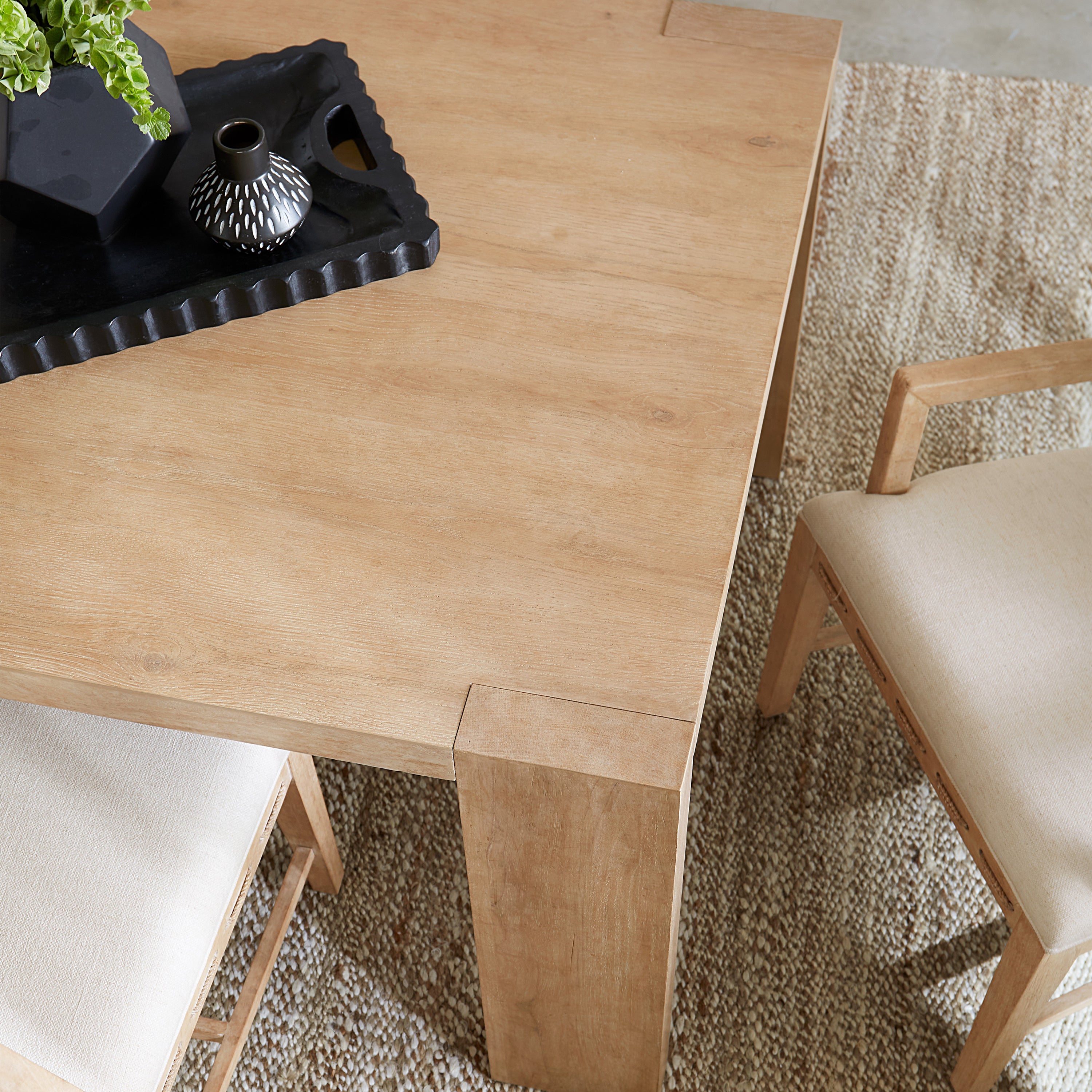 Hooker Furniture Retreat Dining Table - Thumbnail 5