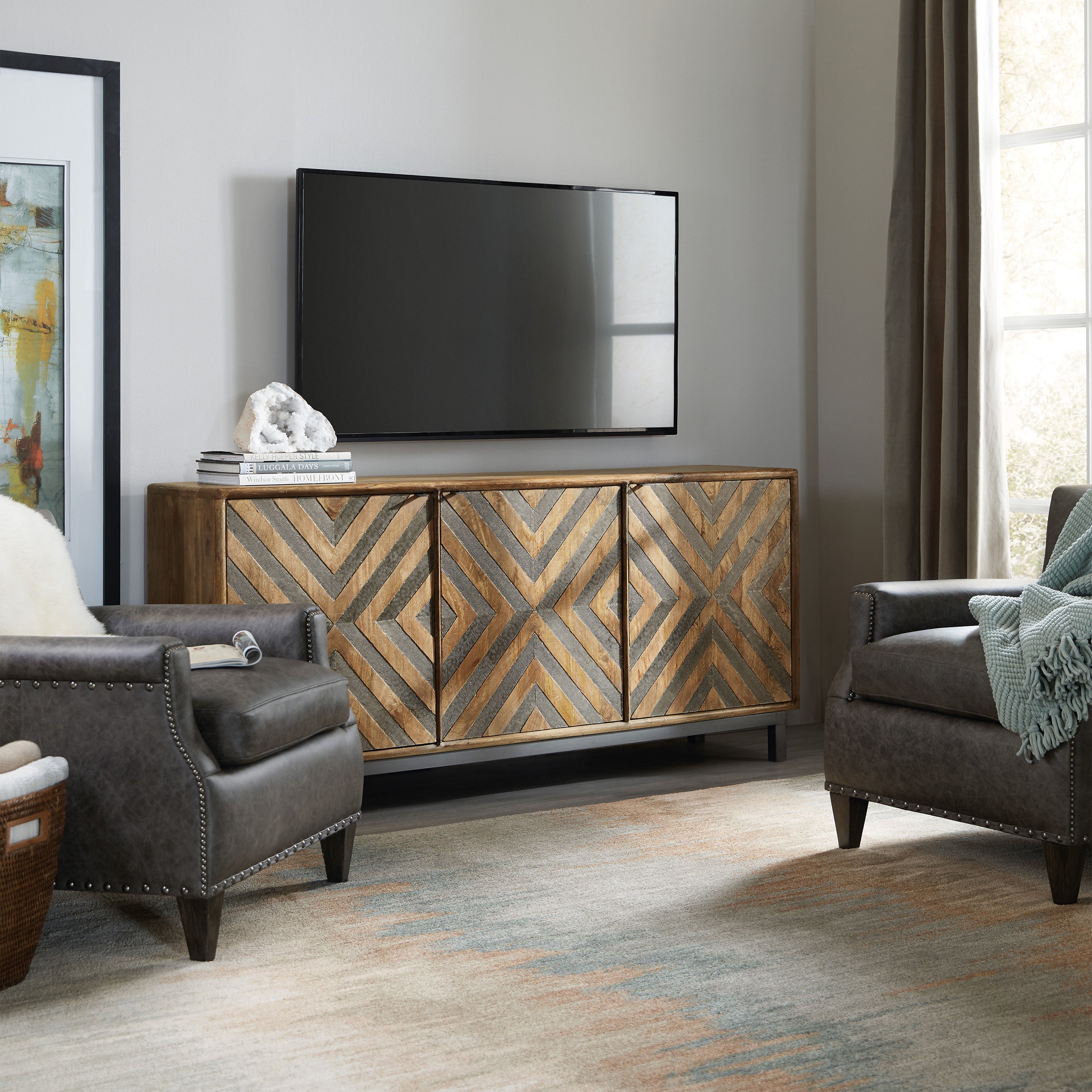 Hooker Furniture Serramonte TV Stand - Thumbnail 4